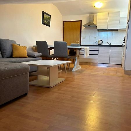 Appartamento Casa Sosici Umago Esterno foto